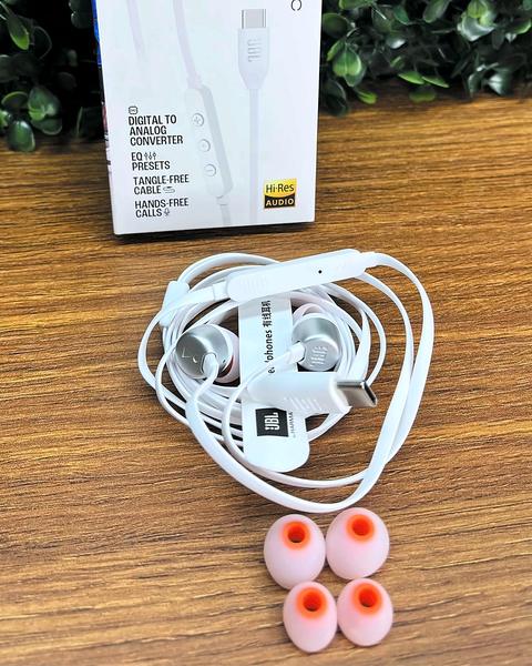 Fone de Ouvido com Fio JBL Tune 310C com Microfone