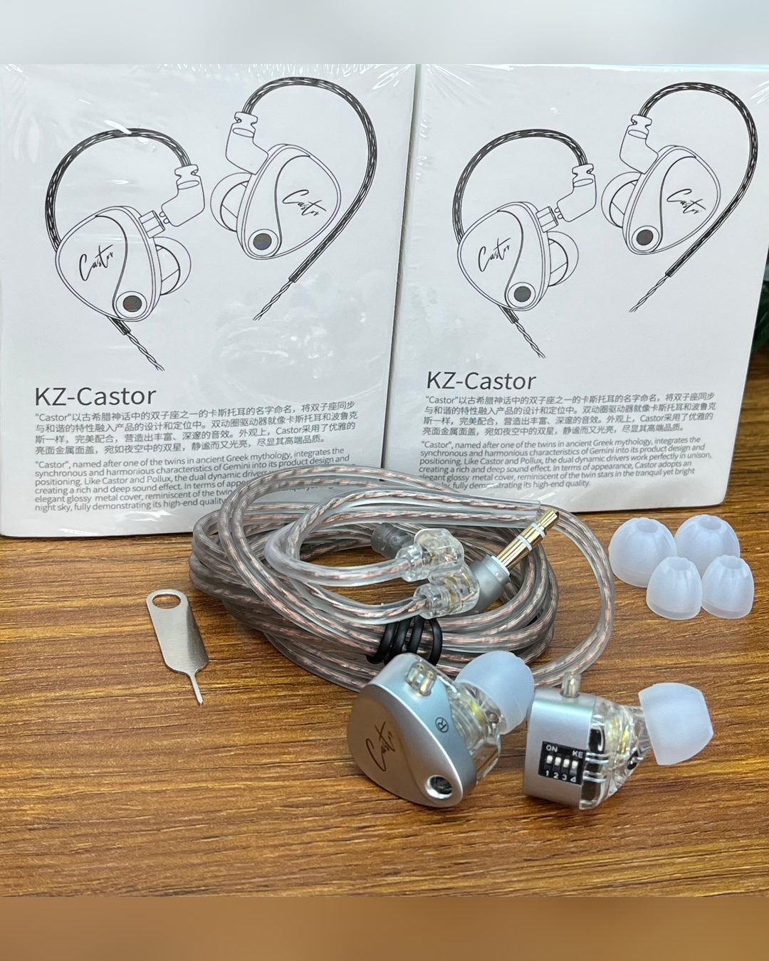Fone de Ouvido com Fio KZ Castor com Microfone — foto 1