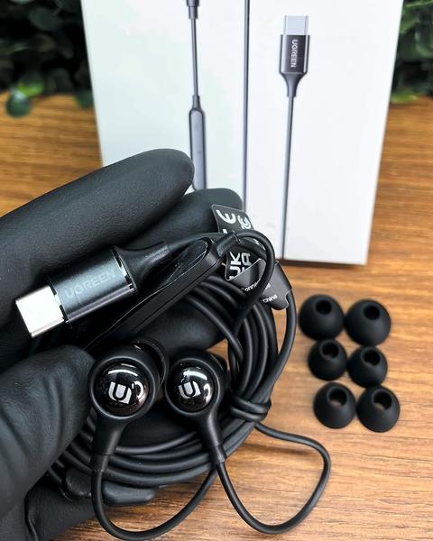 Fone de Ouvido com Fio Ugreen USB-C
